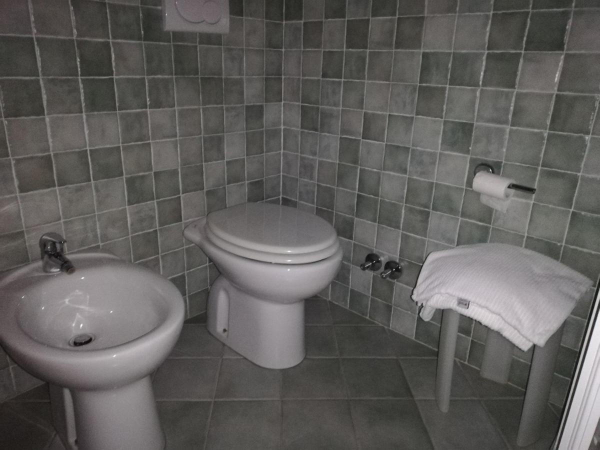 Vezzi Portio Locanda Ca De Rusitta المظهر الخارجي الصورة